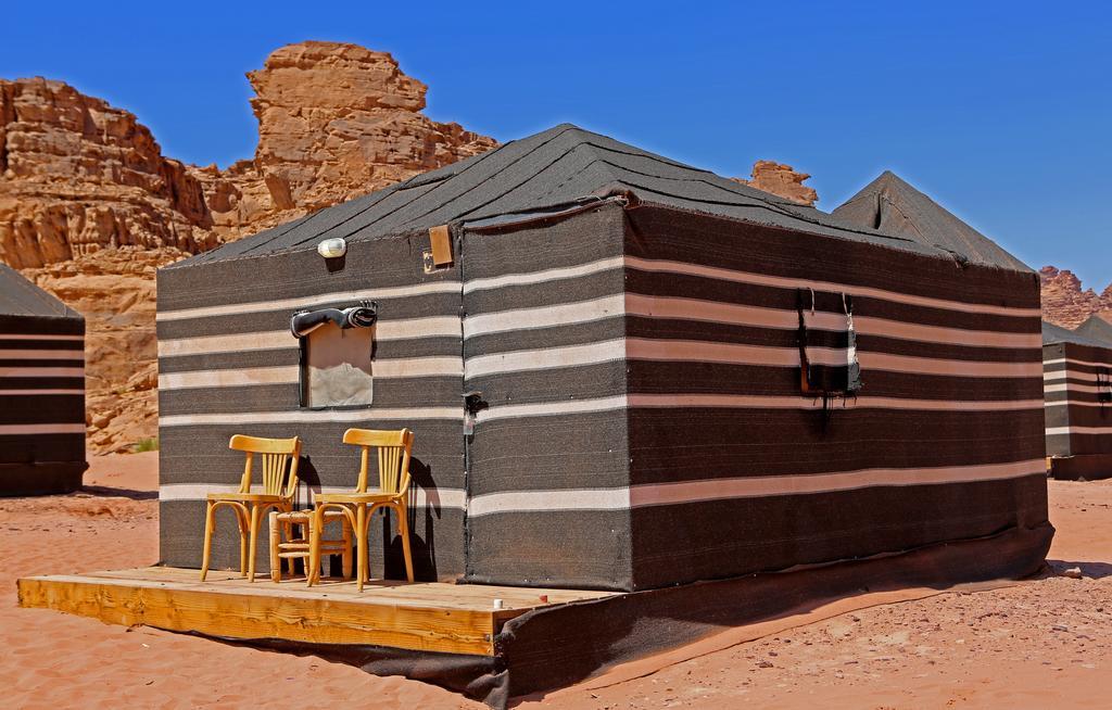 Sun City Camp Hotel Wadi Rum Phòng bức ảnh