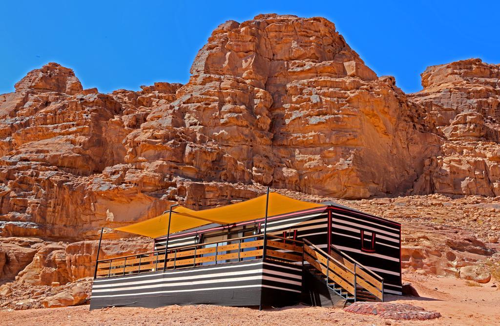 Sun City Camp Hotel Wadi Rum Ngoại thất bức ảnh